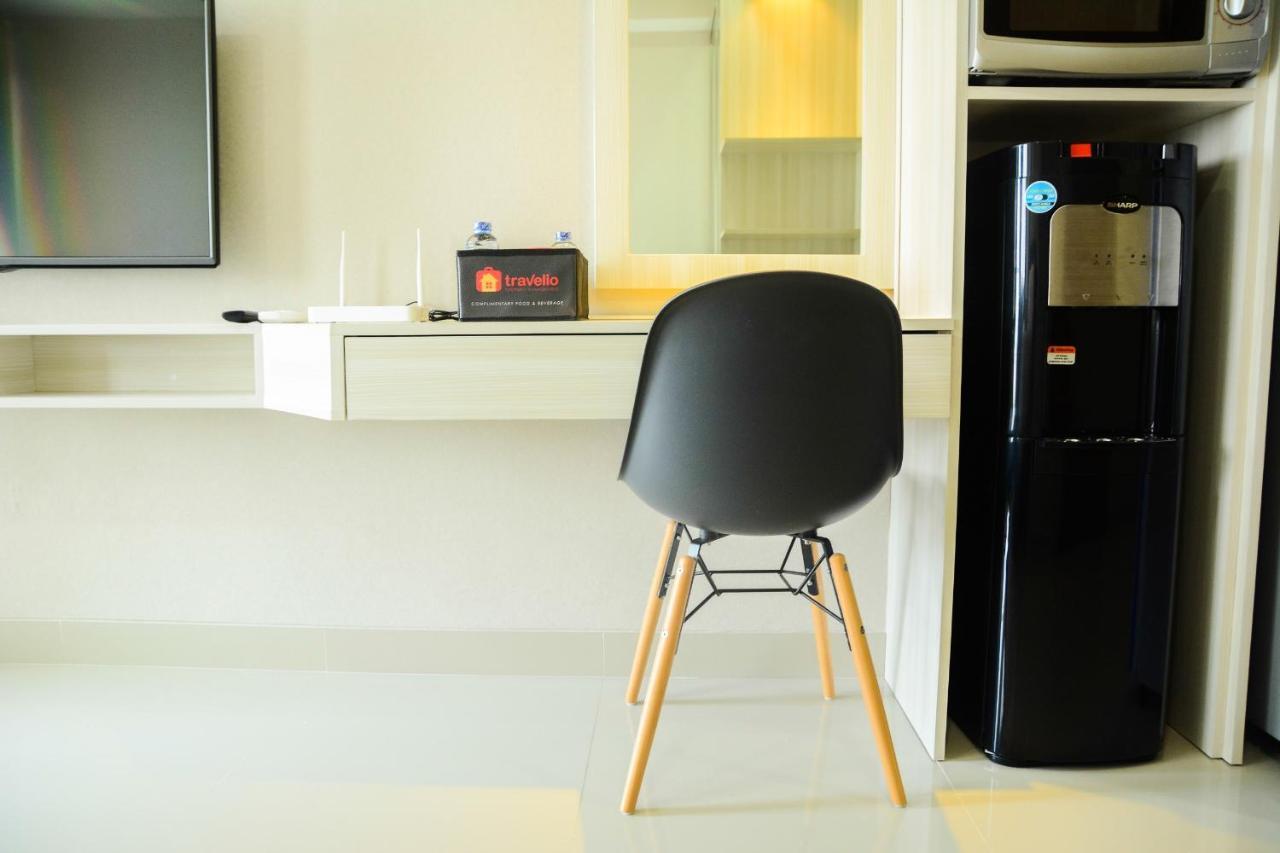 Sophisticated At The Oasis By Travelio Apartemen Bekasi